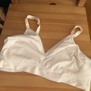 Hanes stretchy bralette